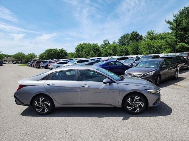 new 2024 Hyundai Elantra car, priced at $25,408