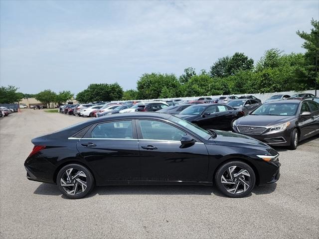 new 2024 Hyundai Elantra car, priced at $25,413