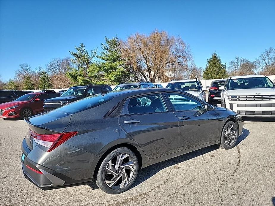 new 2025 Hyundai Elantra car, priced at $23,669