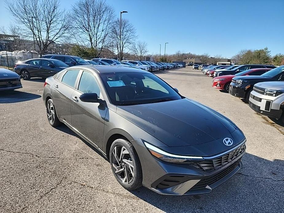 new 2025 Hyundai Elantra car, priced at $23,669