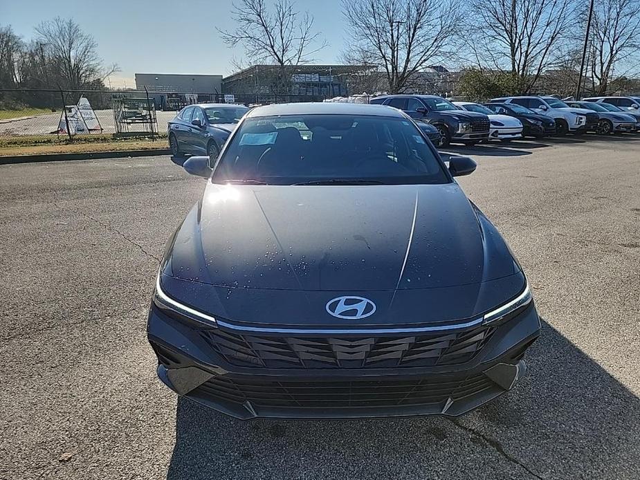 new 2025 Hyundai Elantra car, priced at $23,669