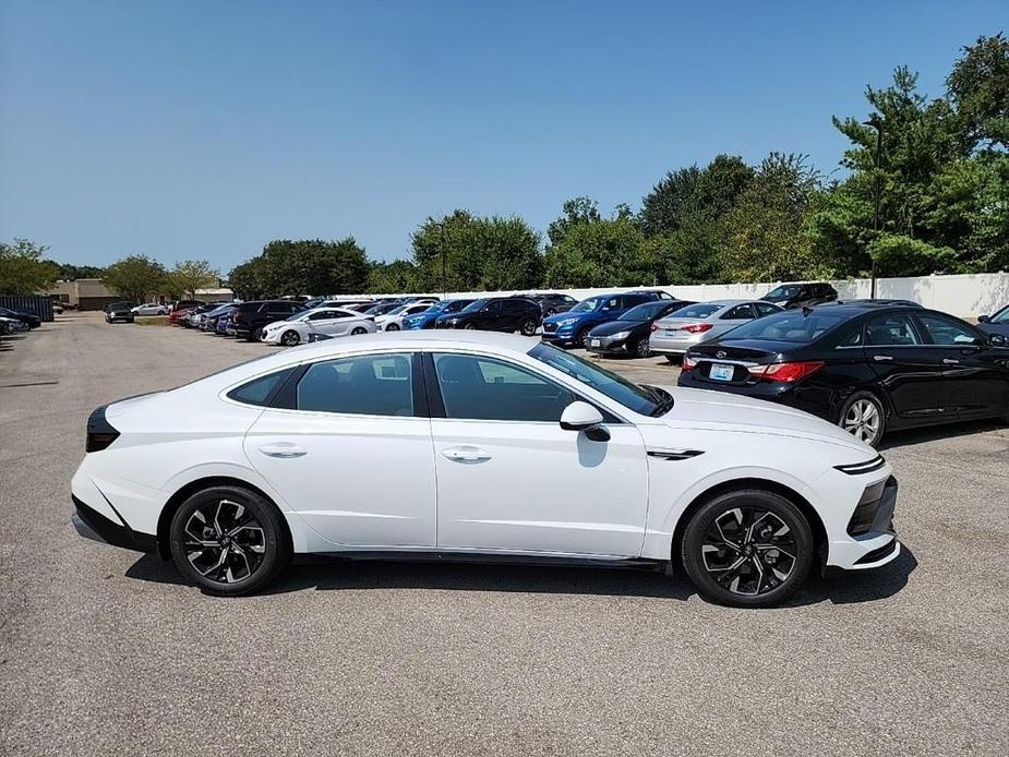 new 2024 Hyundai Sonata car, priced at $27,000