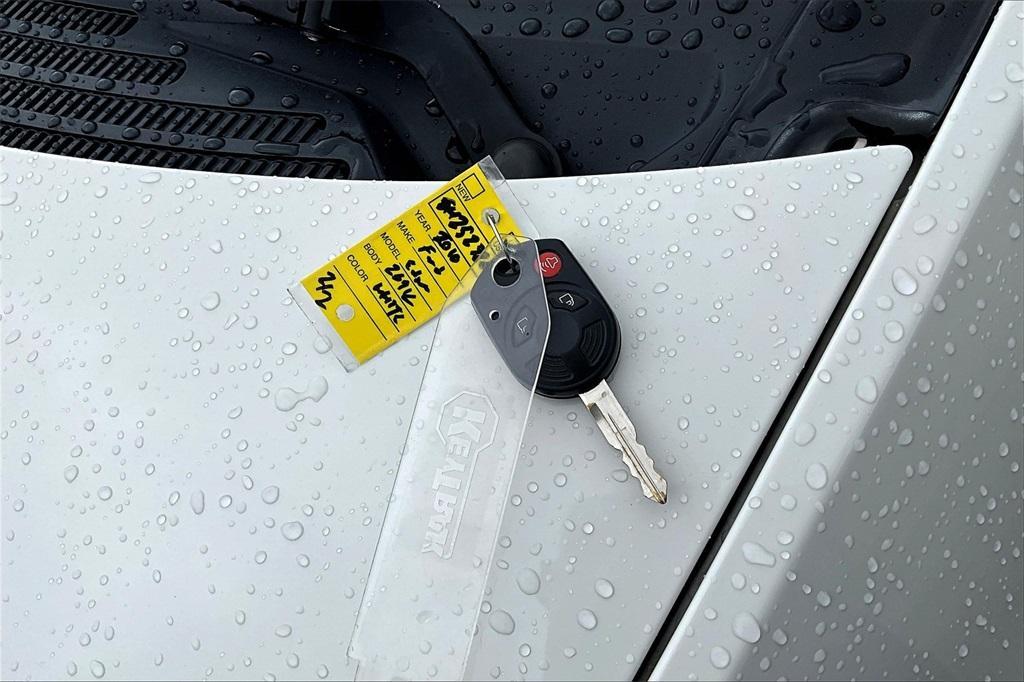 used 2010 Ford Edge car, priced at $3,799