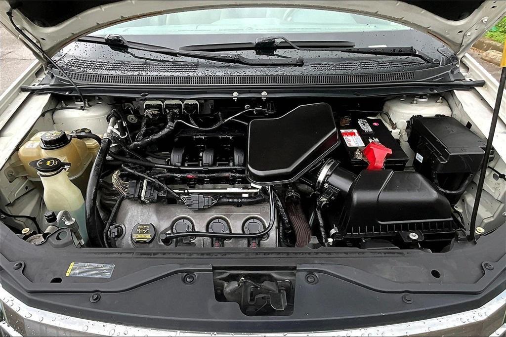 used 2010 Ford Edge car, priced at $3,799