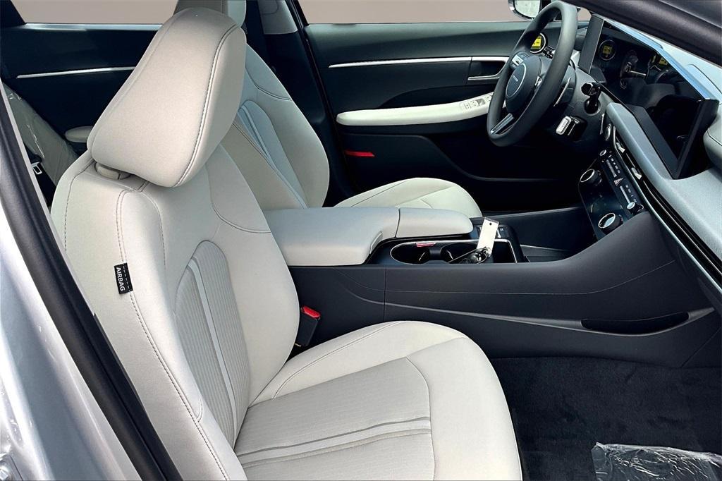 new 2025 Hyundai Sonata car, priced at $28,671