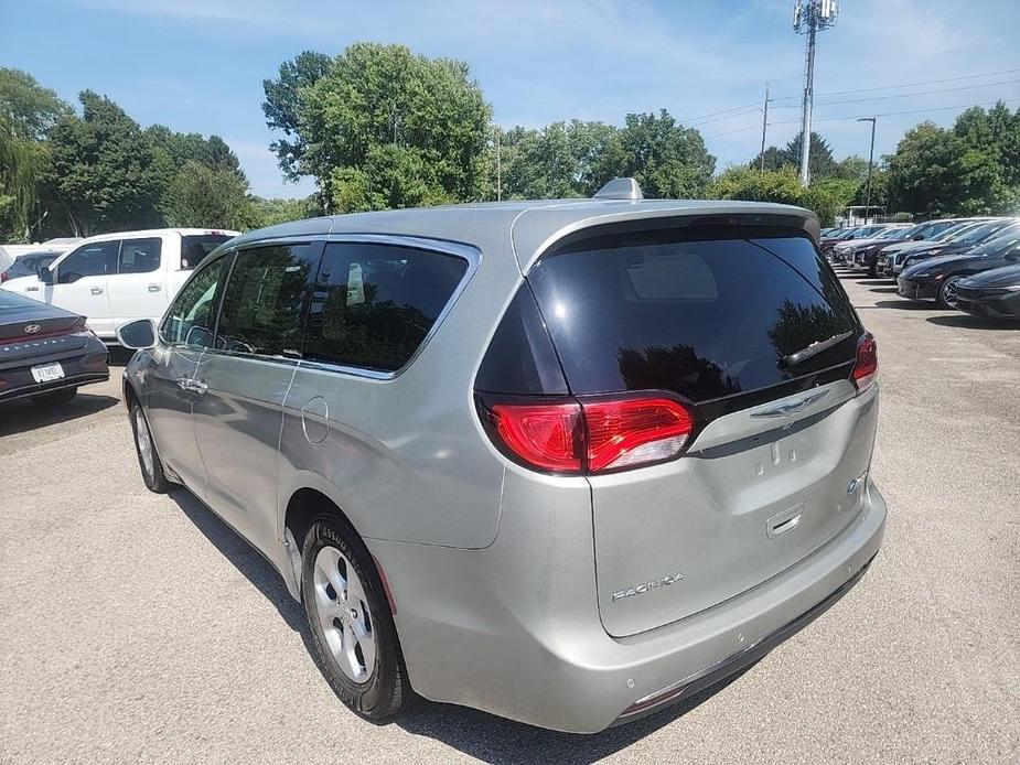 used 2018 Chrysler Pacifica Hybrid car, priced at $18,572