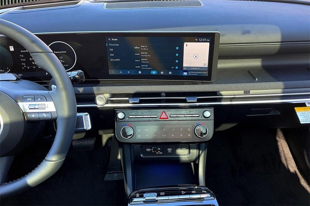 new 2026 Hyundai TUCSON Hybrid car, priced at $43,089