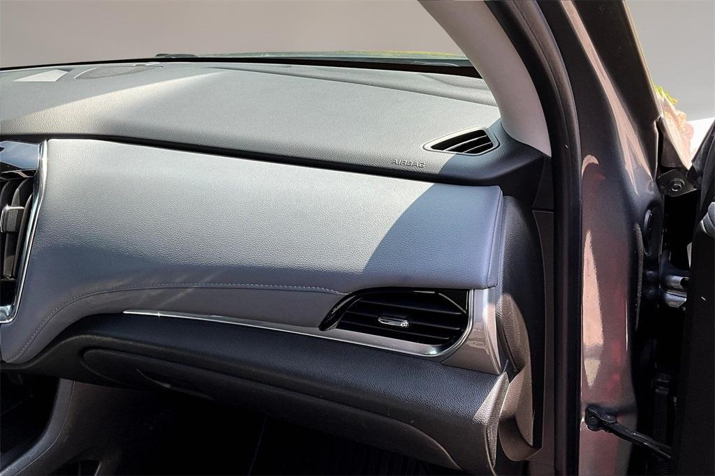 used 2020 Chevrolet Traverse car, priced at $22,344