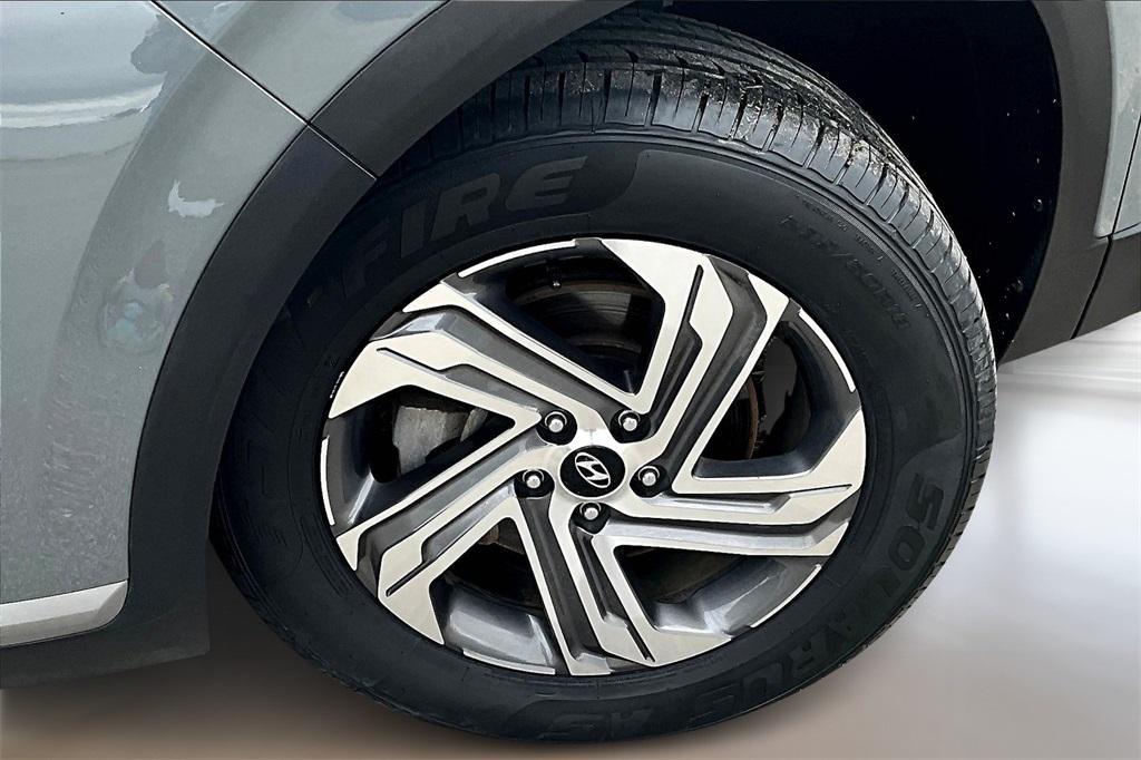 used 2023 Hyundai Santa Fe car, priced at $22,071