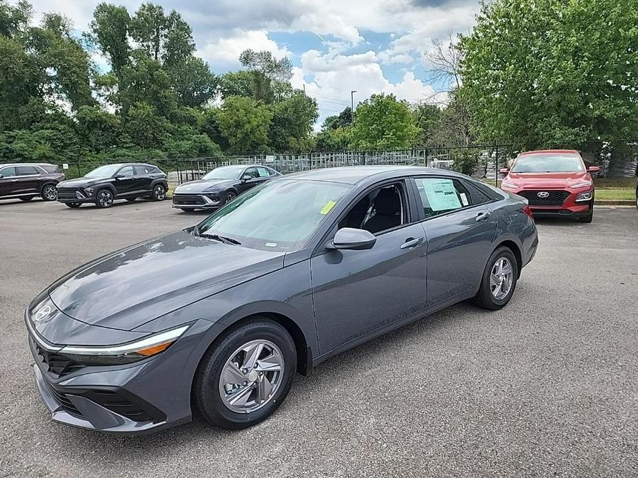 new 2024 Hyundai Elantra car, priced at $21,930