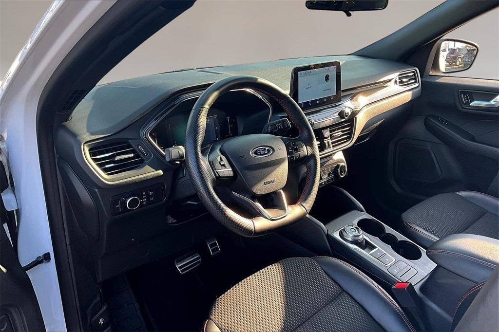 used 2023 Ford Escape car, priced at $22,671