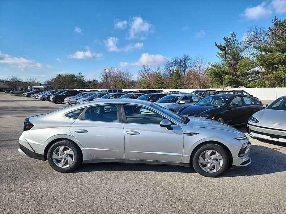 new 2025 Hyundai Sonata car, priced at $27,154