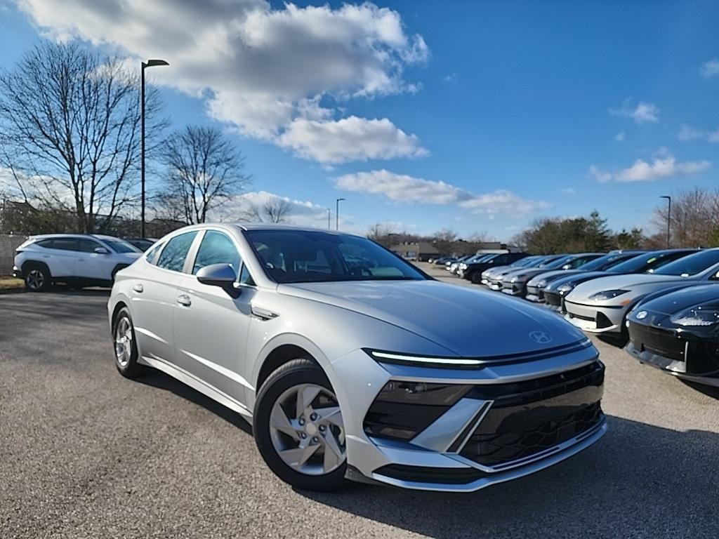 new 2025 Hyundai Sonata car, priced at $25,251