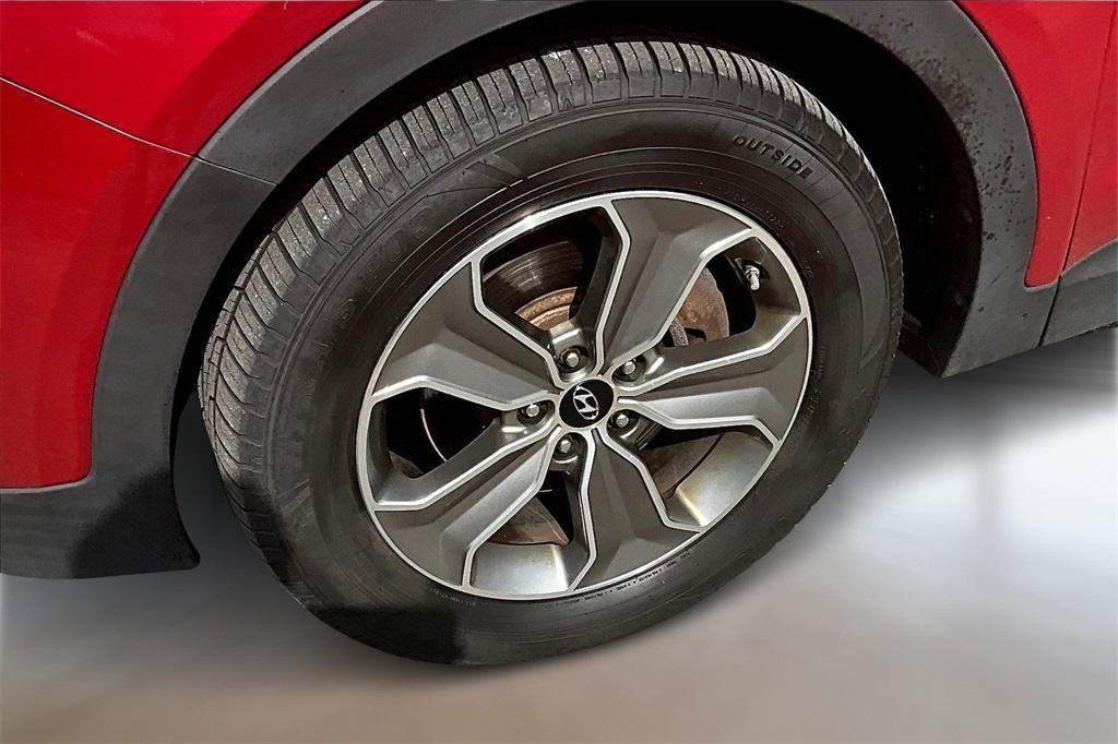 used 2013 Hyundai Santa Fe car, priced at $7,463