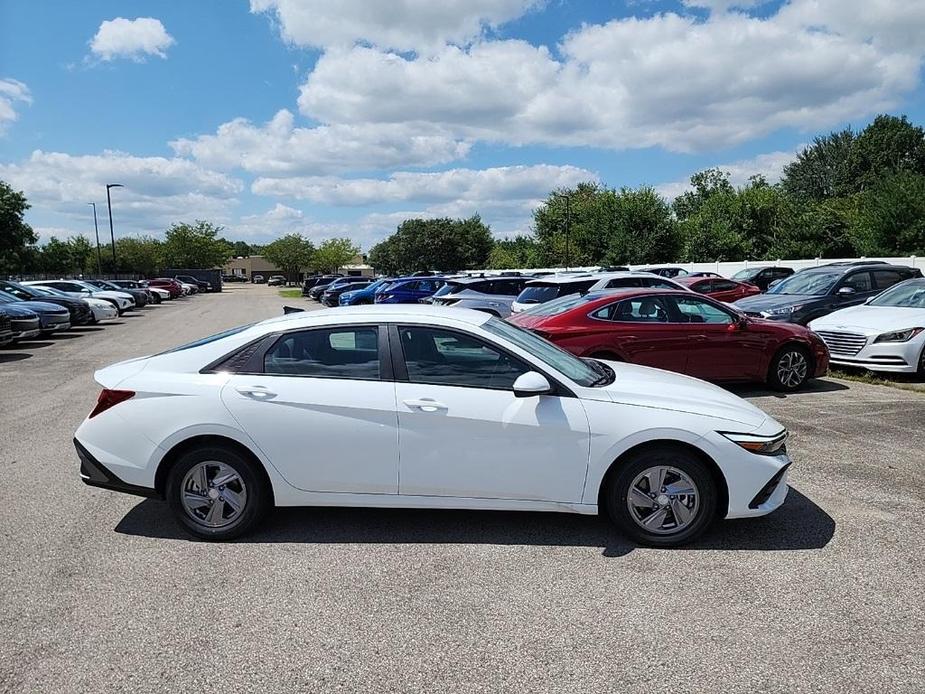 new 2024 Hyundai Elantra car, priced at $22,358