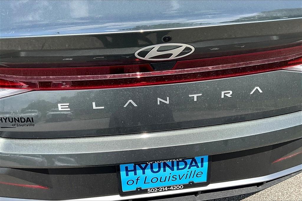 new 2025 Hyundai Elantra car, priced at $22,285