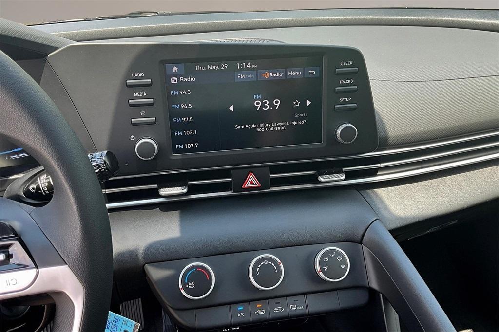 new 2025 Hyundai Elantra car, priced at $22,285