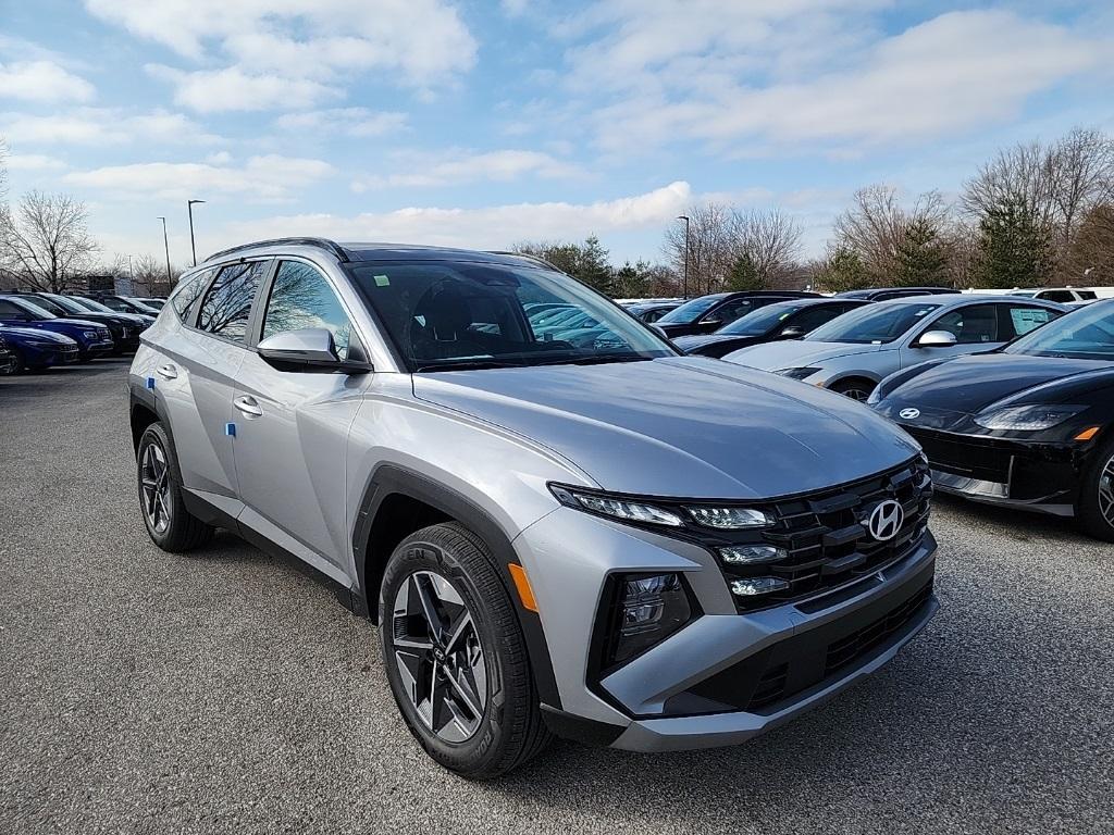 new 2025 Hyundai Tucson Hybrid car, priced at $35,484