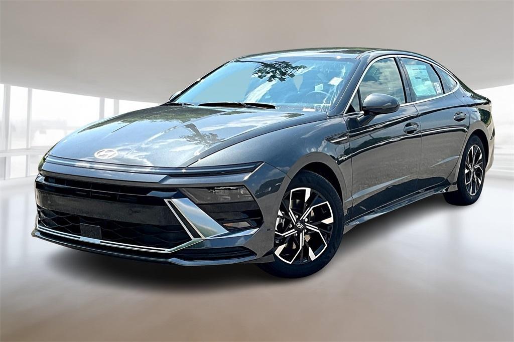 new 2025 Hyundai Sonata car, priced at $28,671