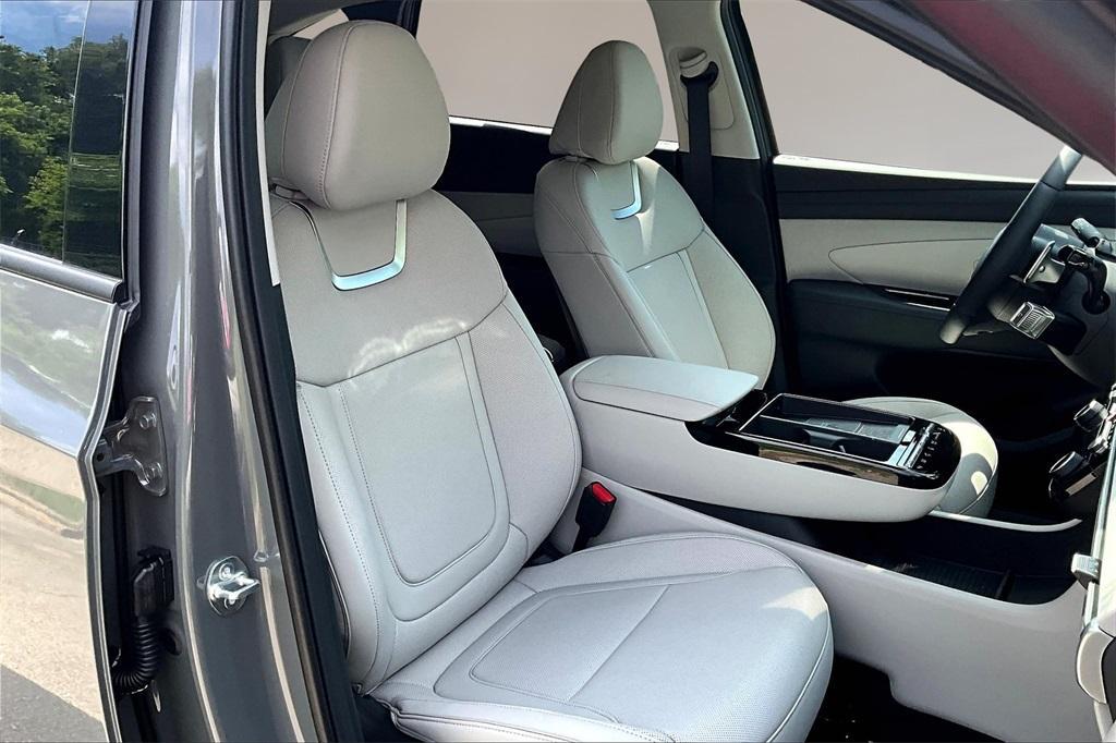 new 2025 Hyundai Tucson car, priced at $38,716