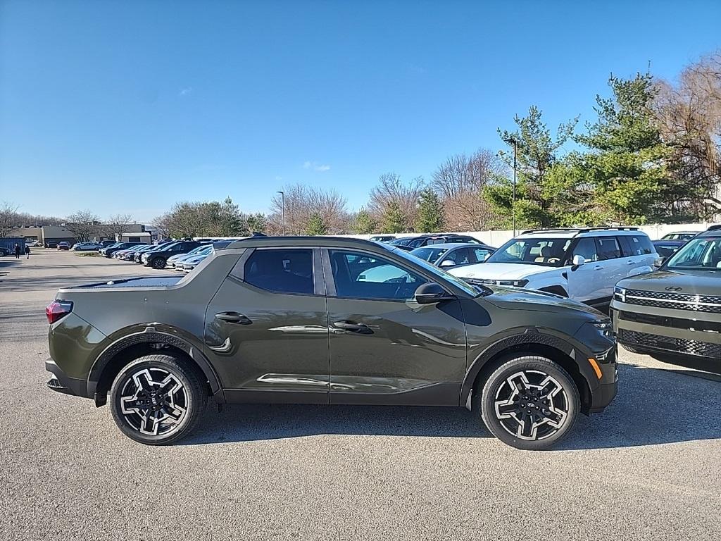 new 2025 Hyundai Santa Cruz car, priced at $42,190