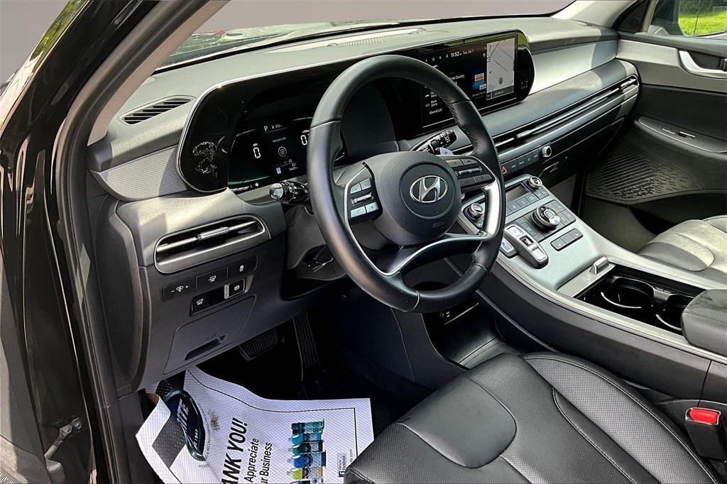 used 2024 Hyundai Palisade car, priced at $34,899