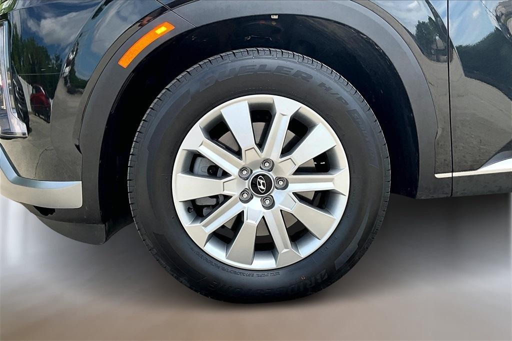 used 2024 Hyundai Palisade car, priced at $34,899