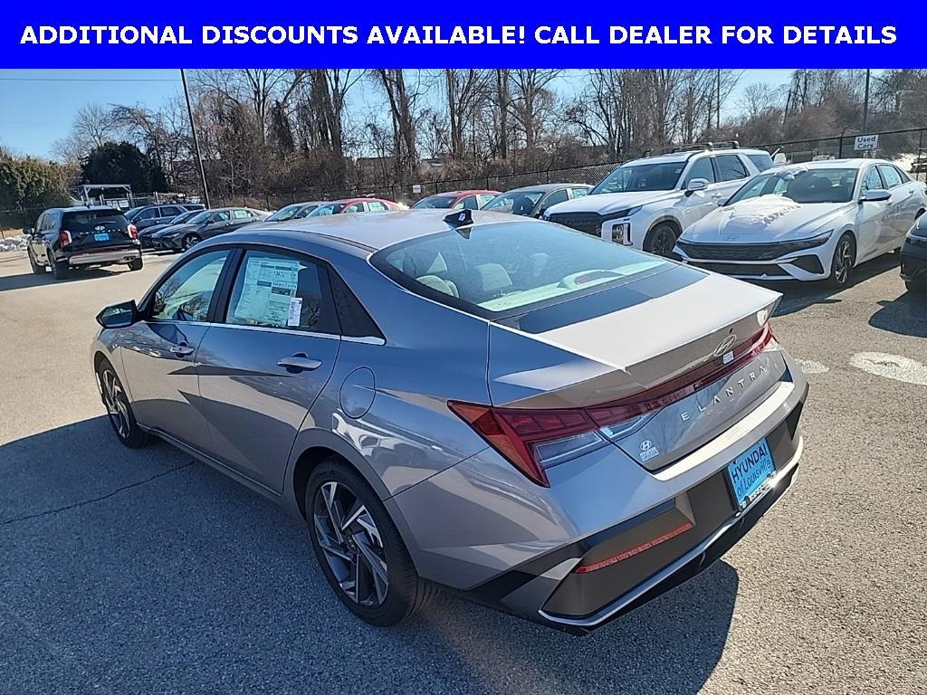 new 2025 Hyundai Elantra car, priced at $25,068