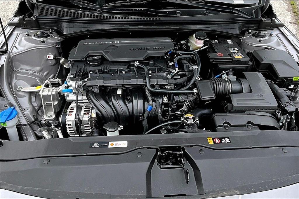 new 2025 Hyundai Elantra car, priced at $25,267