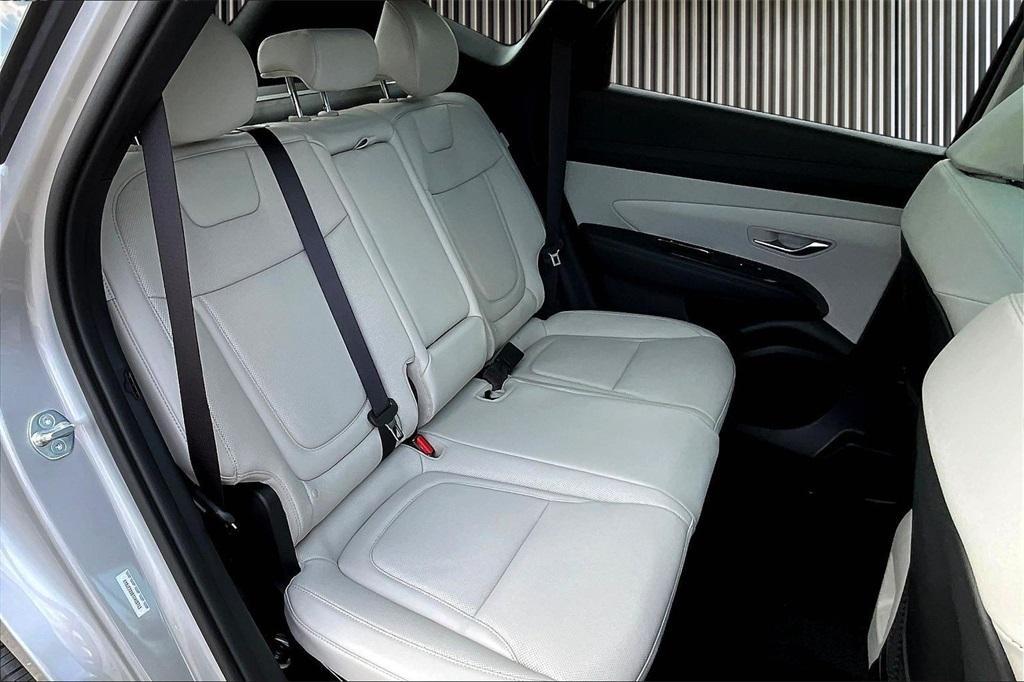 new 2026 Hyundai TUCSON Hybrid car, priced at $43,089