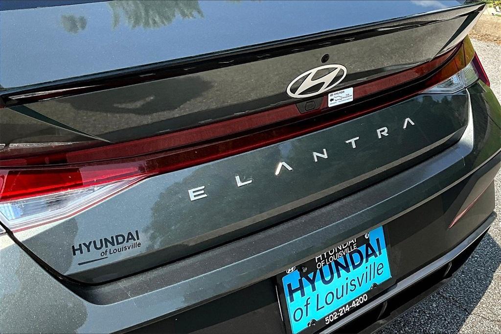 new 2025 Hyundai Elantra car, priced at $22,916