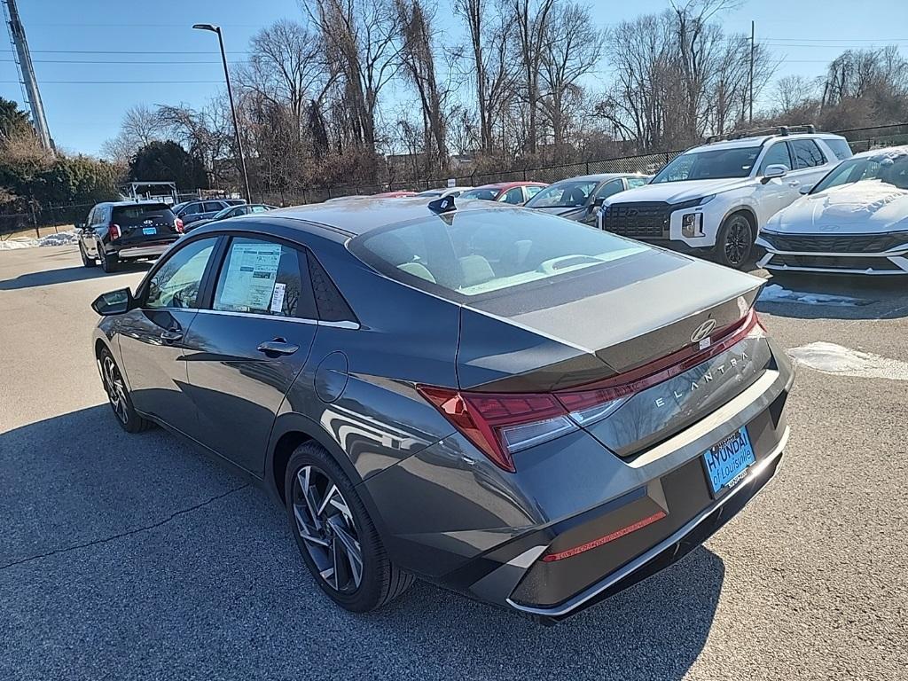 new 2025 Hyundai Elantra car, priced at $24,878