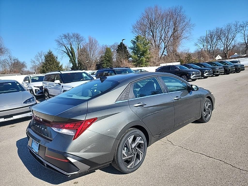 new 2025 Hyundai Elantra car, priced at $24,878