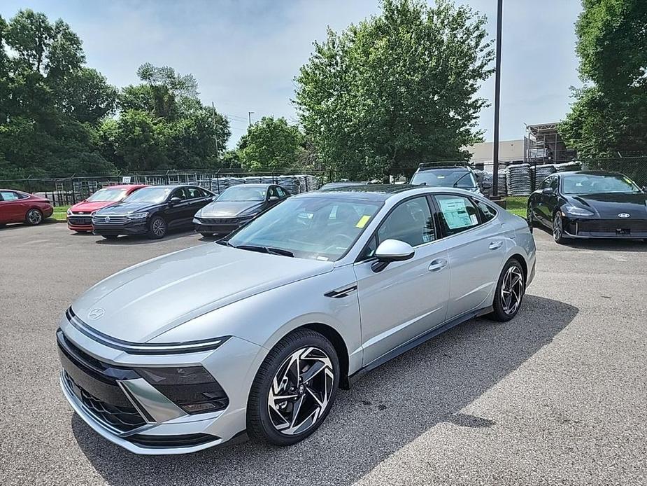 new 2024 Hyundai Sonata car, priced at $28,500