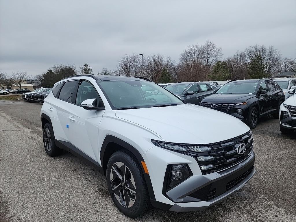 new 2025 Hyundai Tucson Hybrid car, priced at $37,353