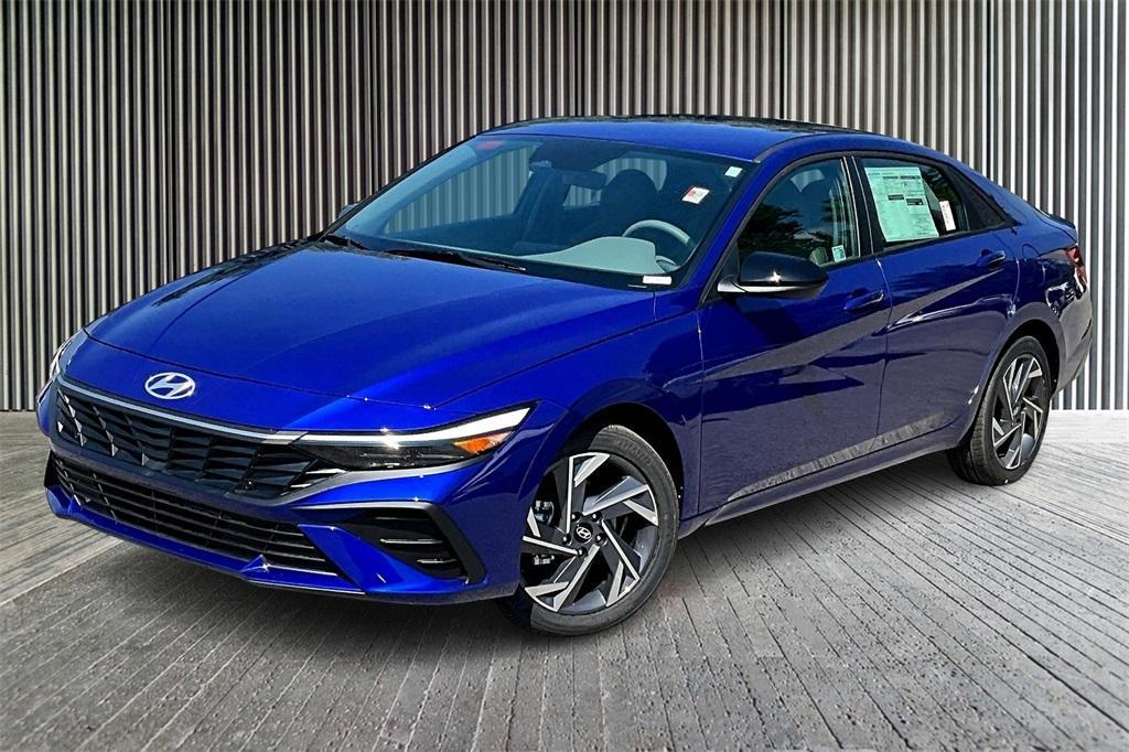 new 2025 Hyundai Elantra car, priced at $22,254