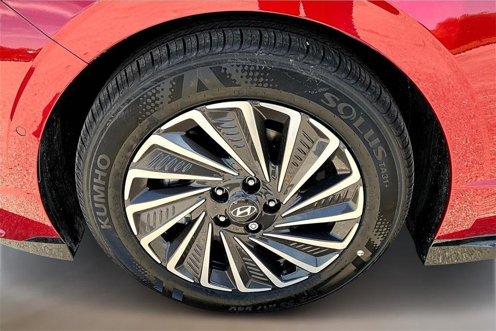 new 2025 Hyundai Sonata Hybrid car, priced at $37,948