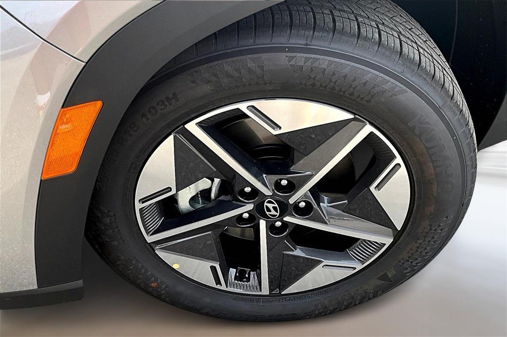new 2025 Hyundai Tucson car, priced at $31,778