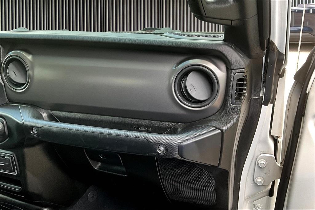 used 2023 Jeep Gladiator car, priced at $28,250