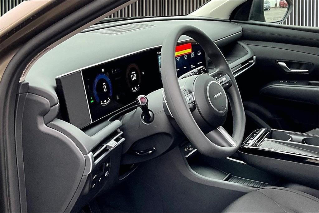 new 2026 Hyundai TUCSON Hybrid car, priced at $35,190