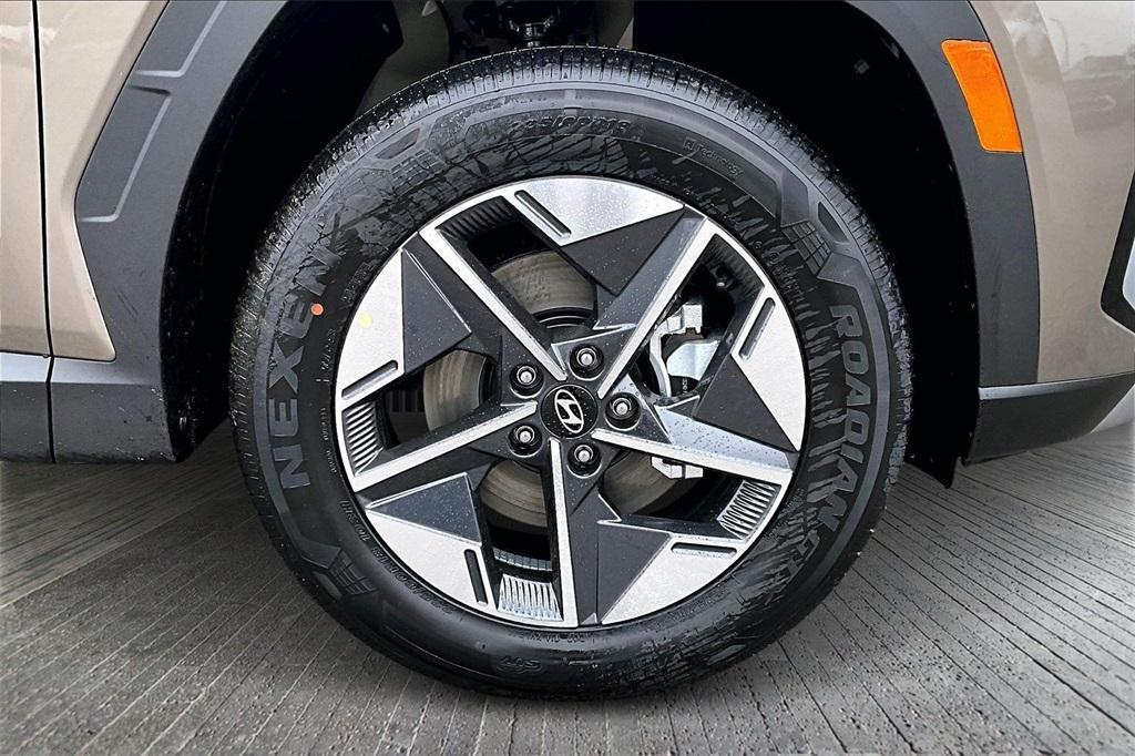 new 2026 Hyundai TUCSON Hybrid car, priced at $35,190