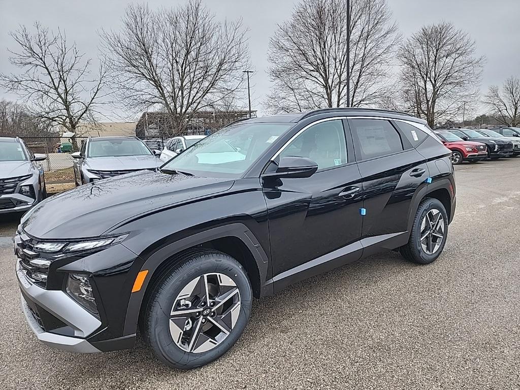 new 2025 Hyundai Tucson Hybrid car, priced at $36,869