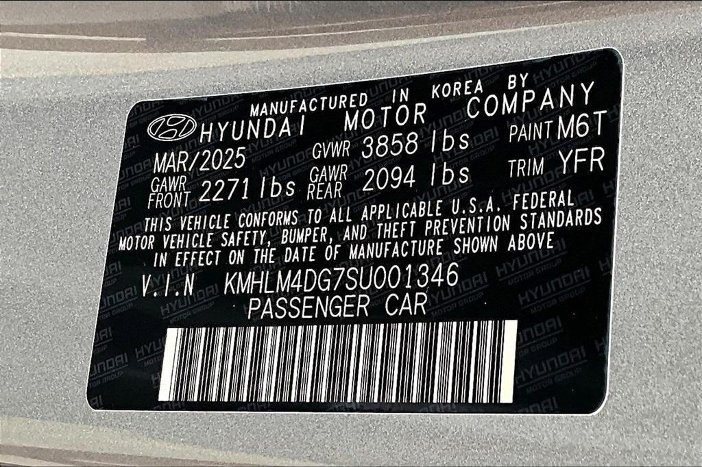 new 2025 Hyundai Elantra car, priced at $24,429