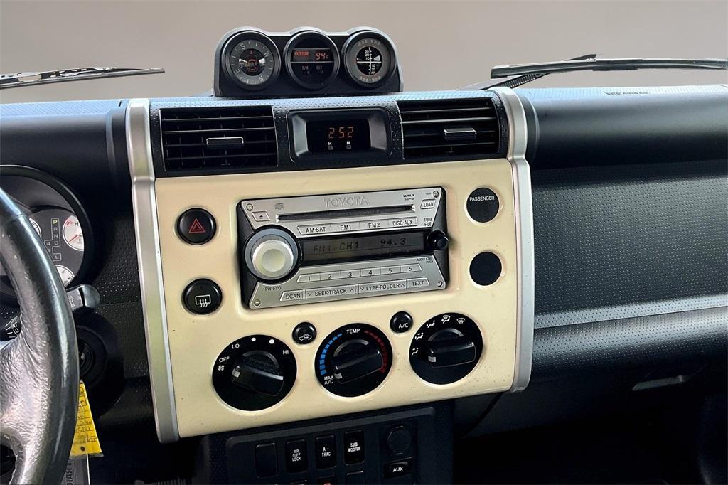 used 2008 Toyota FJ Cruiser car, priced at $15,000