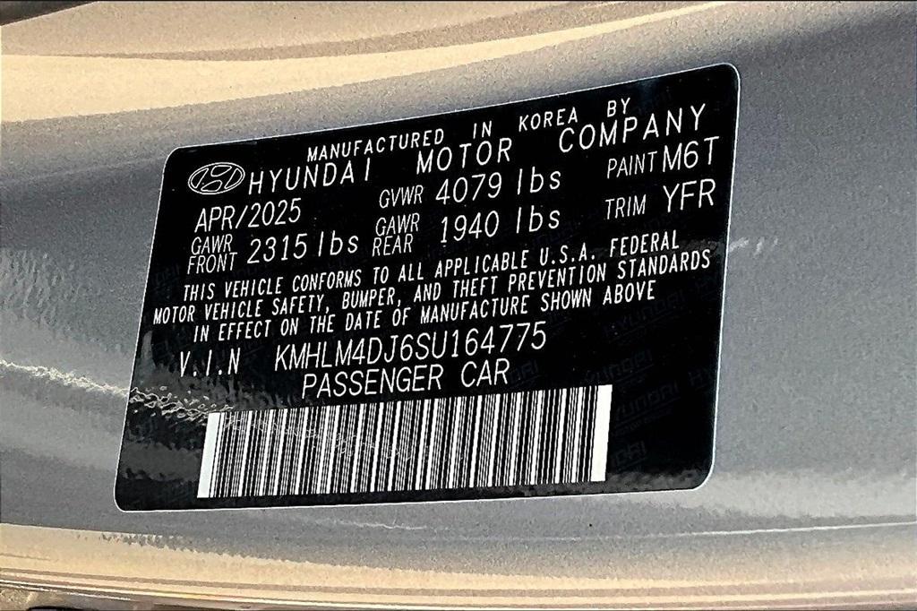 new 2025 Hyundai ELANTRA HEV car, priced at $25,868