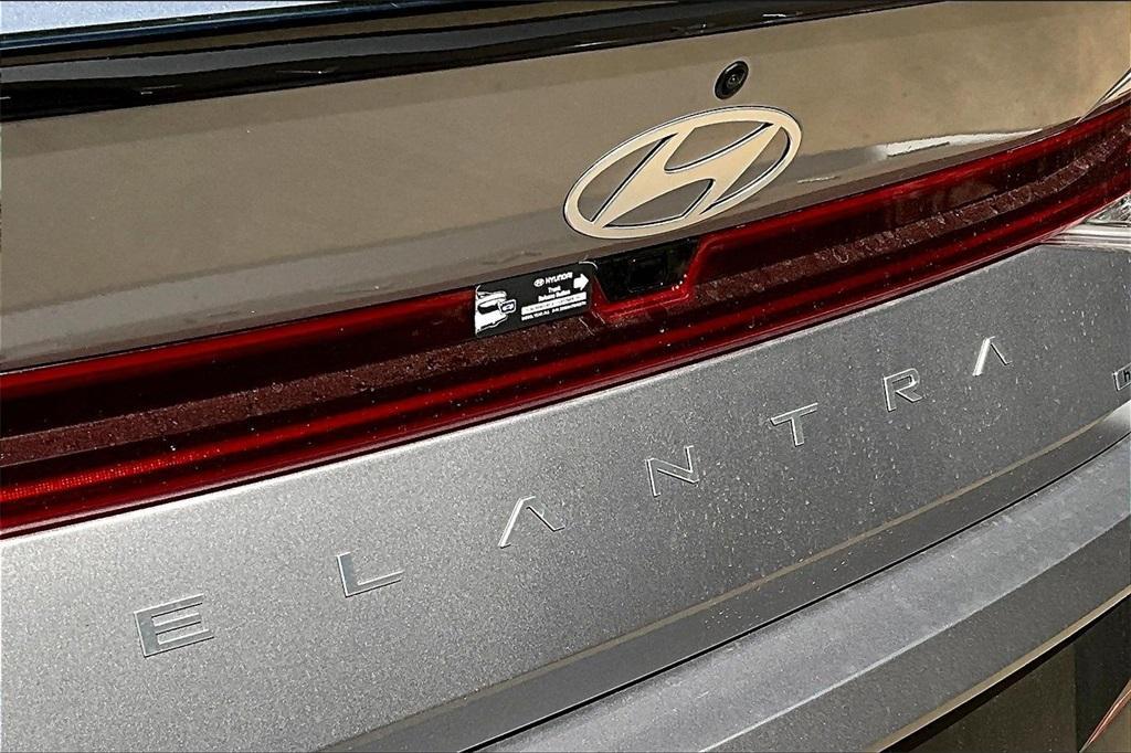 new 2025 Hyundai ELANTRA HEV car, priced at $25,868
