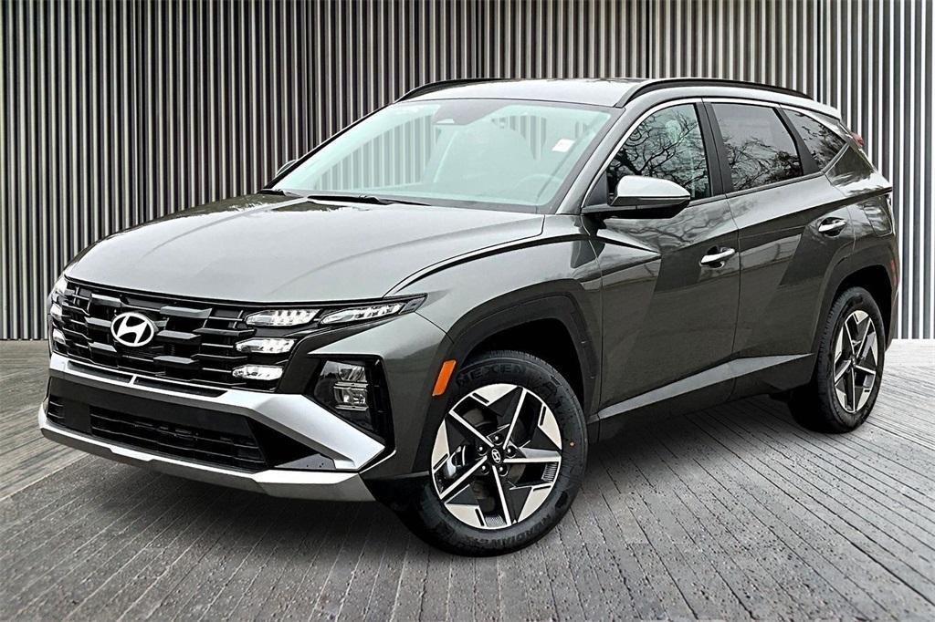 new 2026 Hyundai TUCSON Hybrid car, priced at $36,172