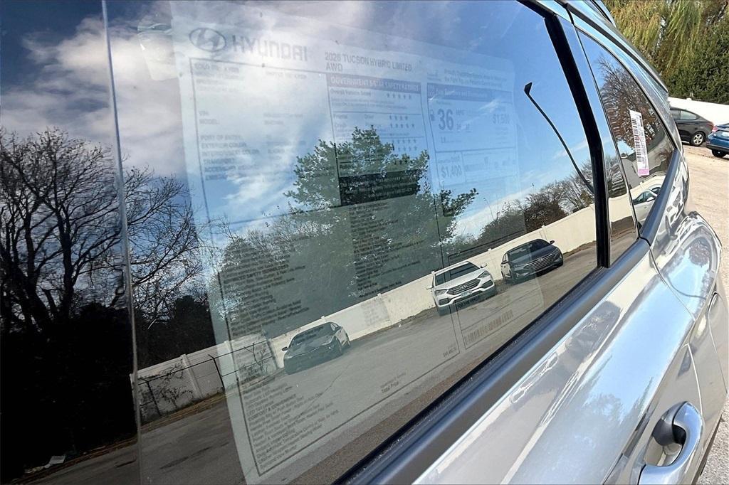 new 2026 Hyundai TUCSON Hybrid car, priced at $43,089