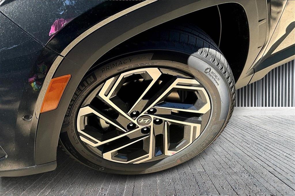 new 2025 Hyundai Tucson car, priced at $38,292