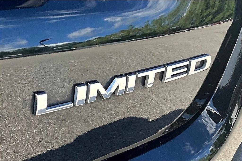 used 2022 Jeep Compass car, priced at $22,521